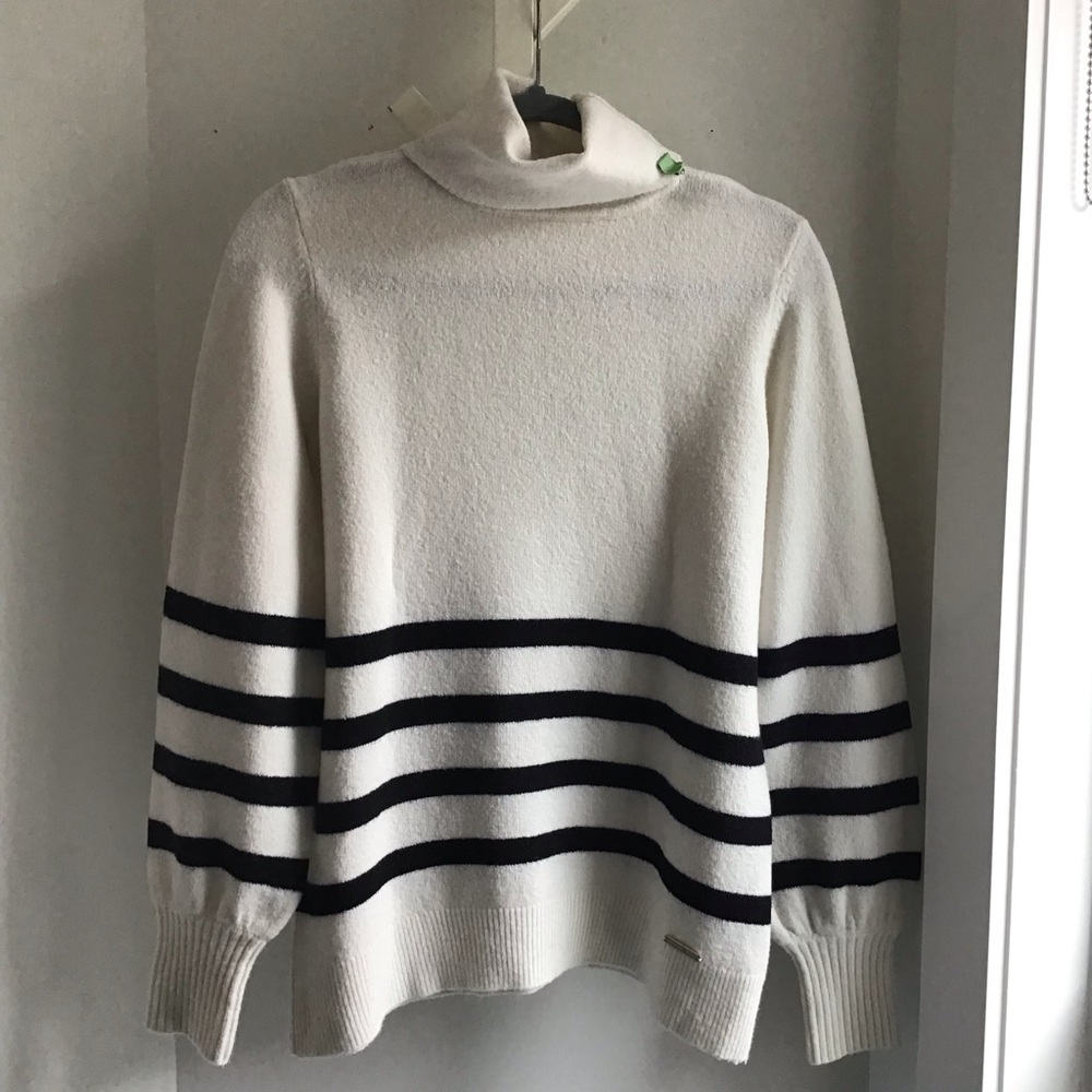 MICHAEL KORS Women's White and Black Striped Sweater